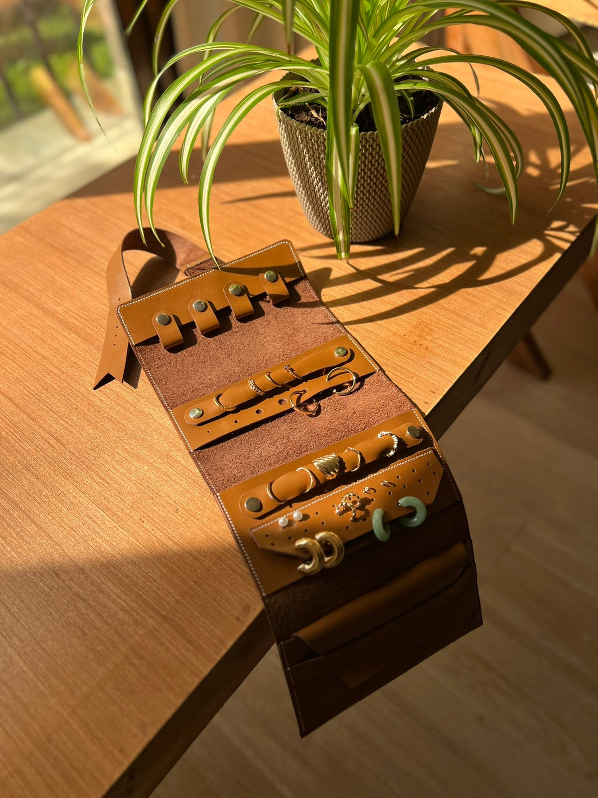 Hera's Jewellry Roll — Large